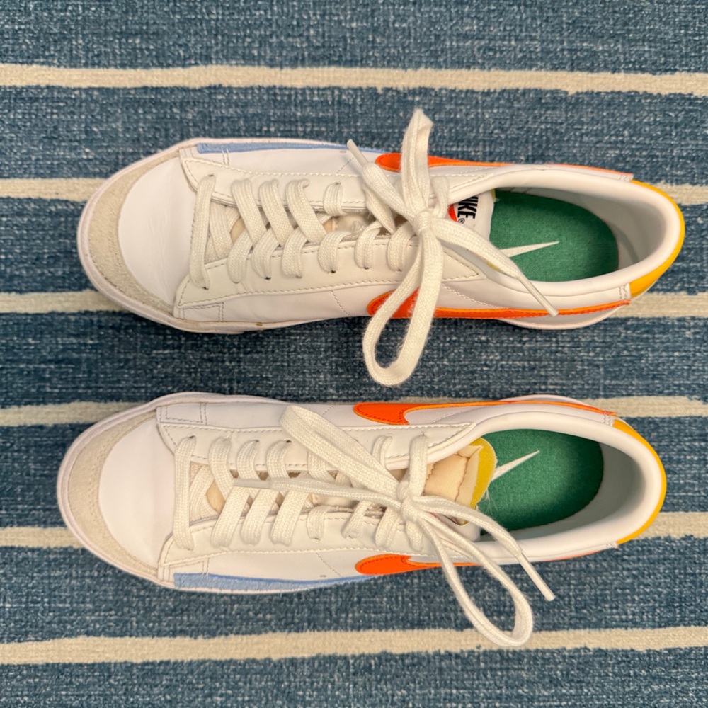 Nike Women's Blazer '77 Low Sneakers 8.5 White/Orange/Univ Gold